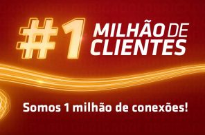 Tela vermelha com a fibra óptica da Desktop. Na imagem o texto: # 1 milhão de clientes. Somos 1 milhão de conexões!