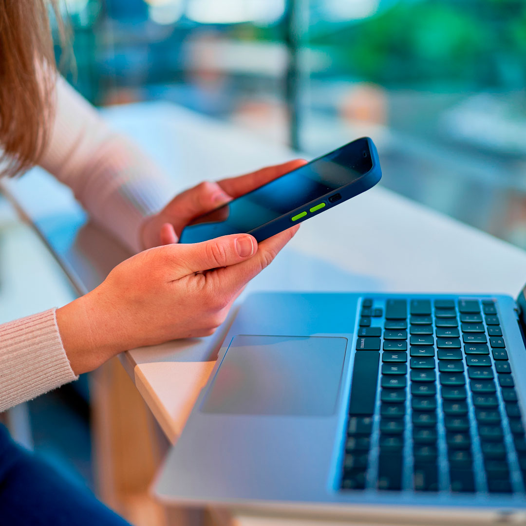 Moça solicitando a Segunda Via do Boleto Desktop