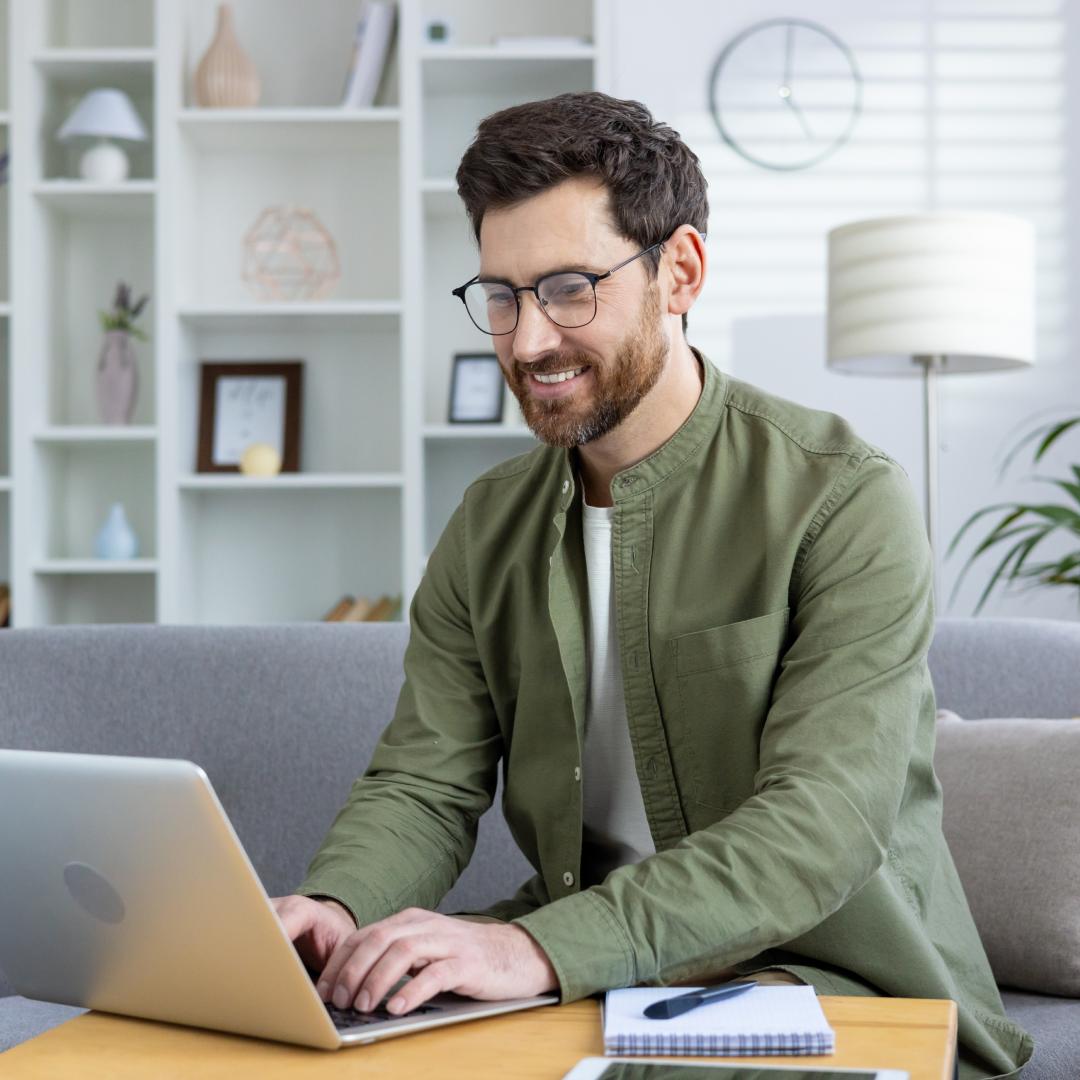 Moça solicitando a Segunda Via do Boleto Desktop