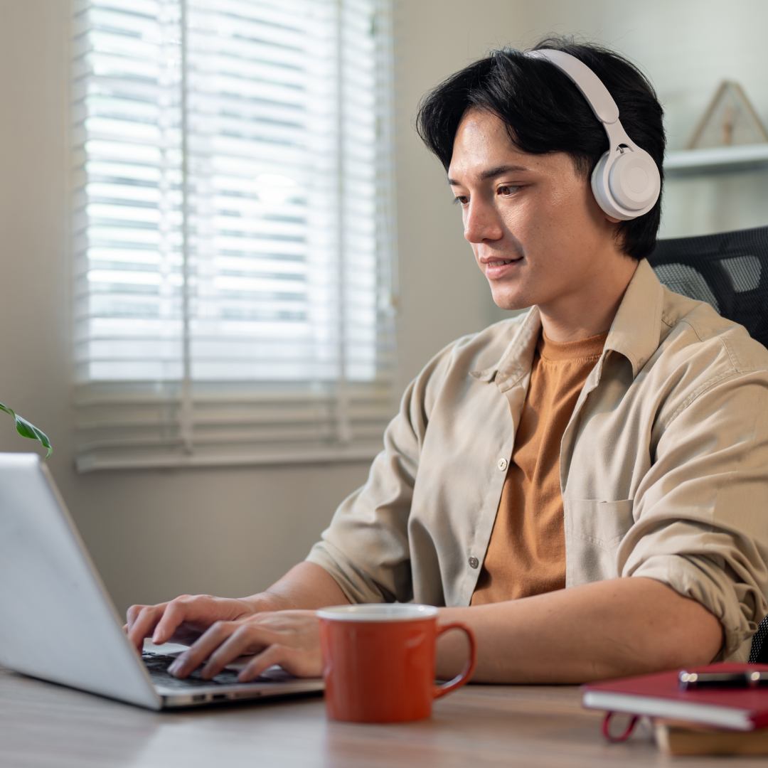 Moça solicitando a Segunda Via do Boleto Desktop