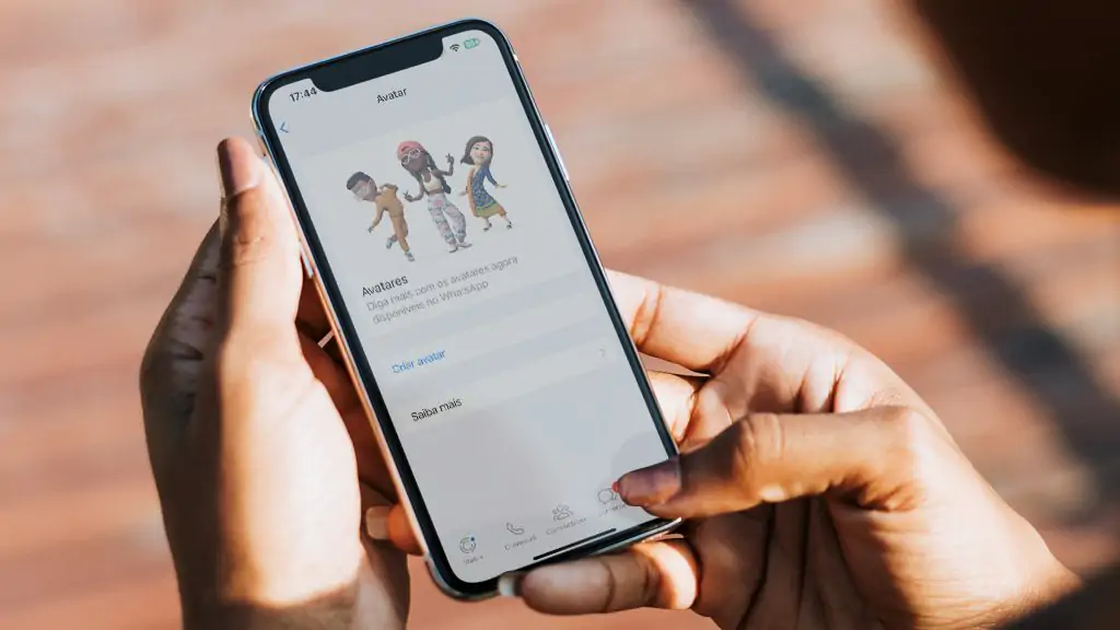 É muito fácil e rápido criar e personalizar um avatar no WhatsApp.